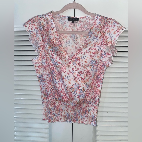1.STATE Dainty Floral Smocked Blouse - Picture 1 of 8